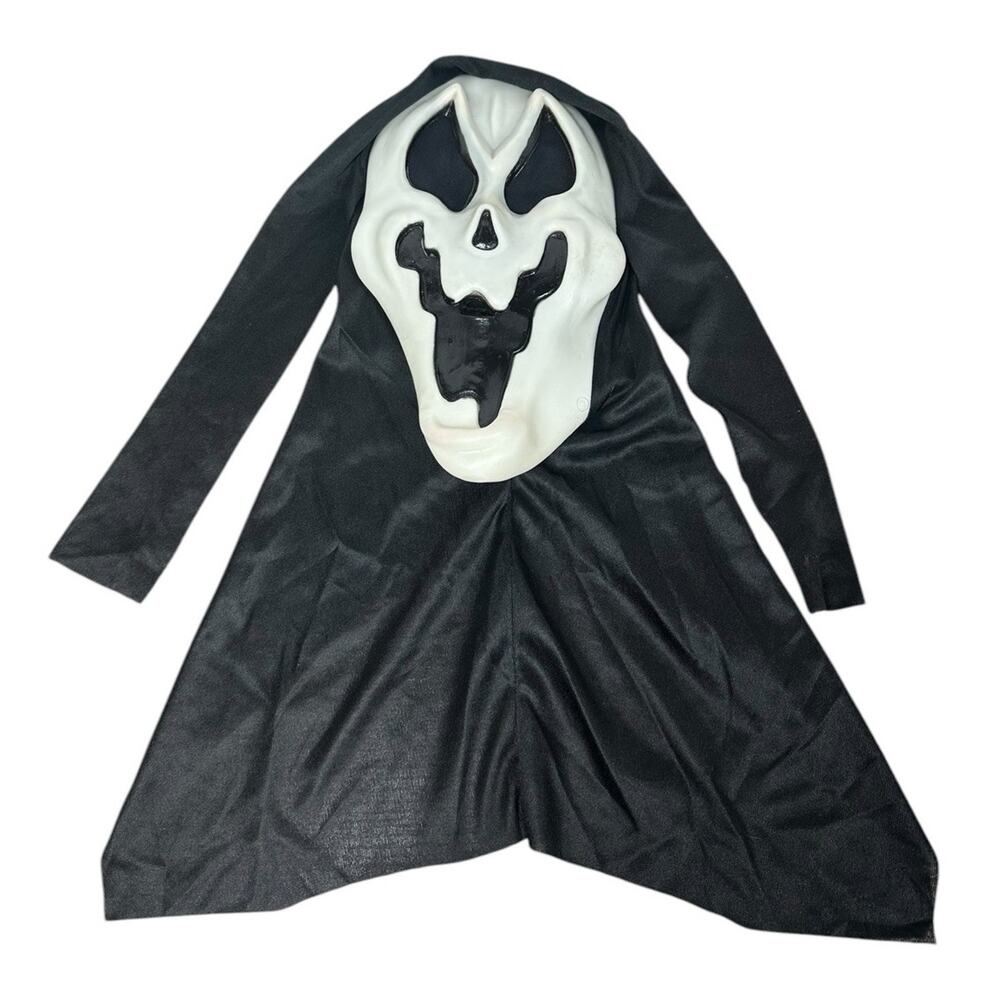 Ghostface Scream Mask Easter Unlimited Inc Squiggly Smile Metly Face with Hood